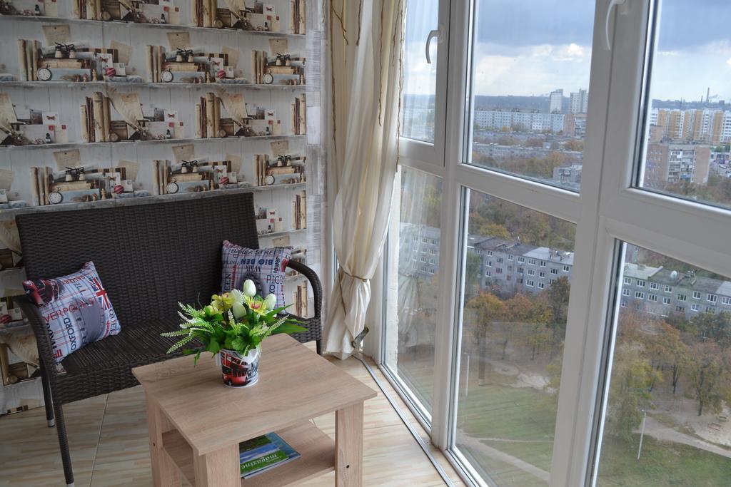 Apartment On Yuvilejnyj Avenue คาร์คิฟ ภายนอก รูปภาพ